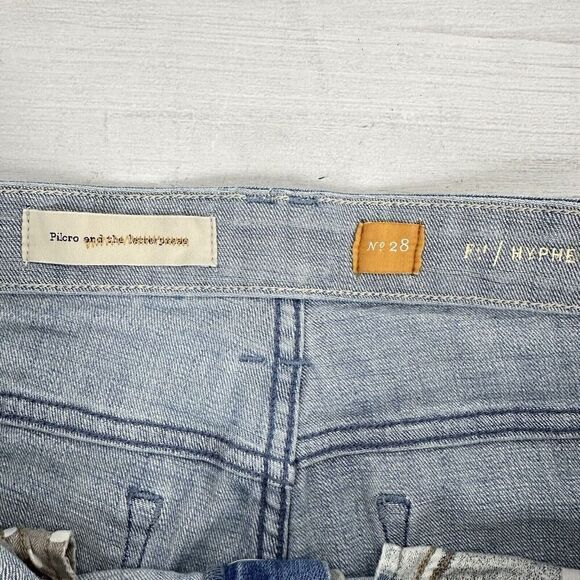 Pilcro Low-Rise Slim Boyfriend Jeans 28 Blue Light Wash Embroidered Straight Leg - Picture 7 of 13